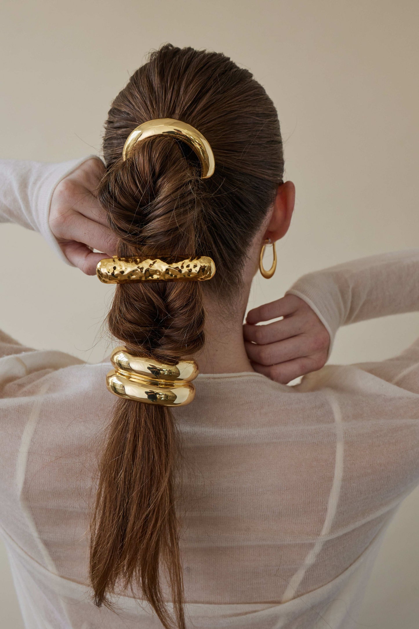 Glossy Double Arch Pony