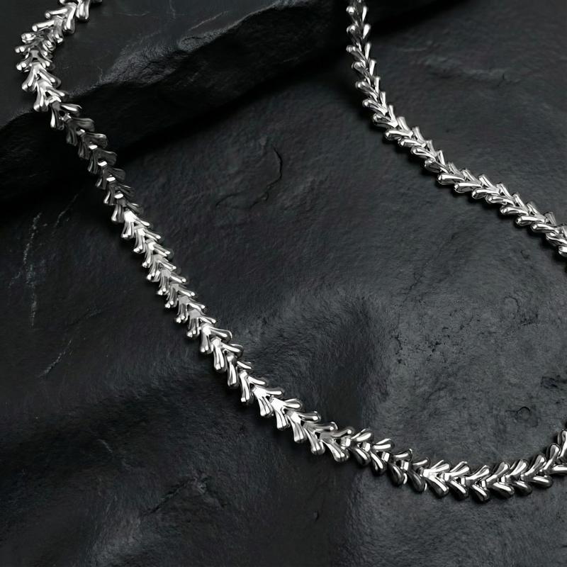 Vertebrae Choker  GEMMACHIC