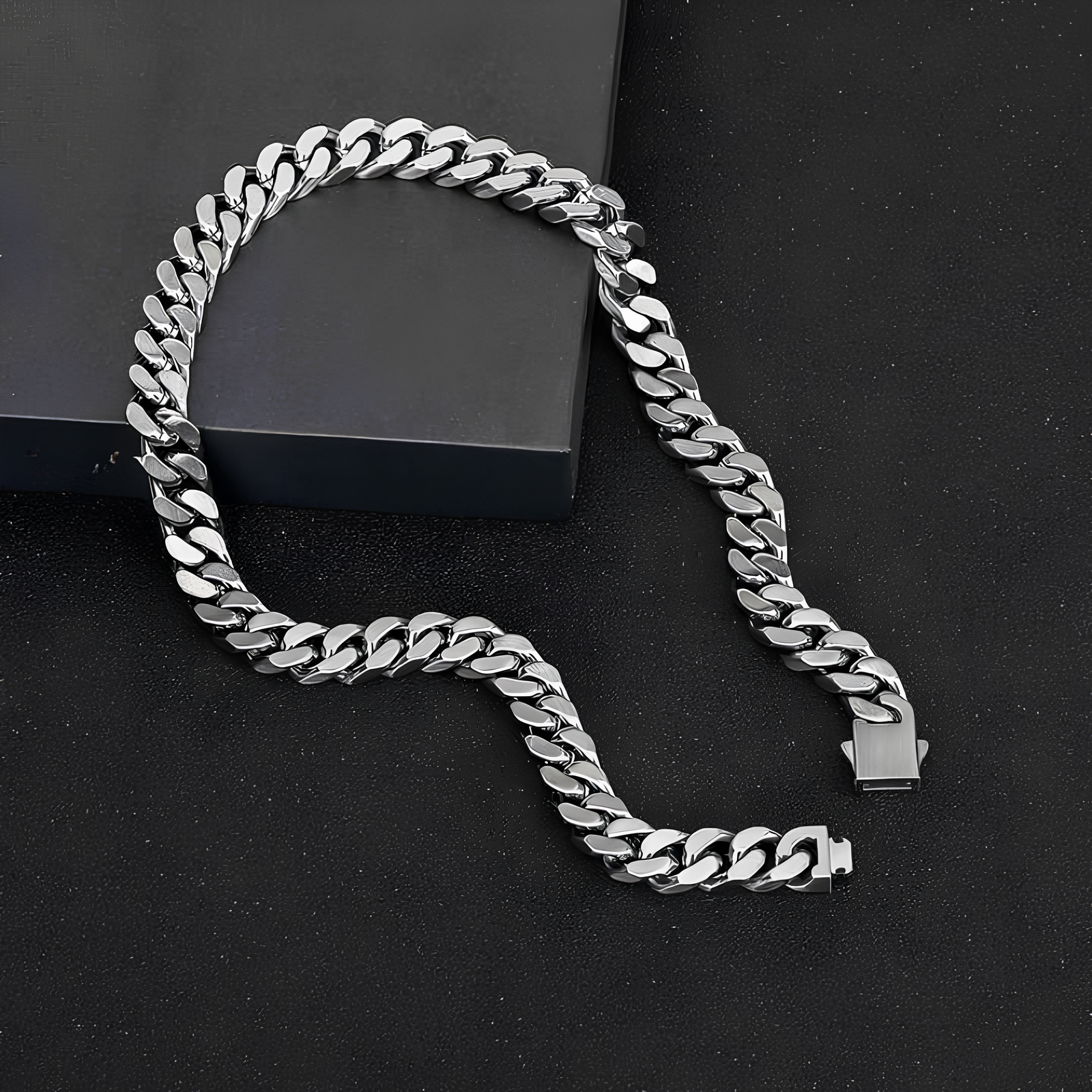 10MM Cuban Chain  GEMMACHIC