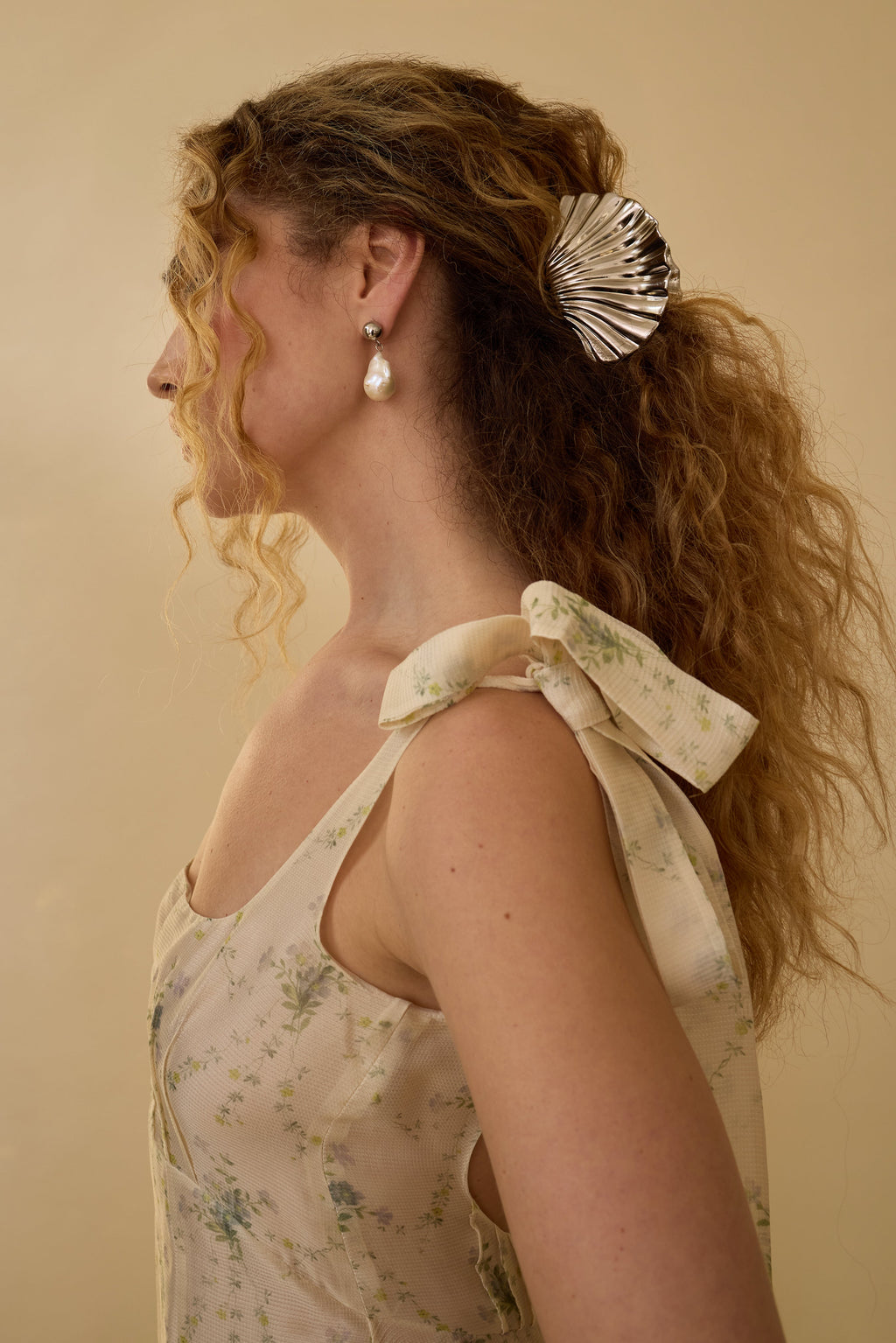 Glossy Shell Claw Clip  GEMMACHIC