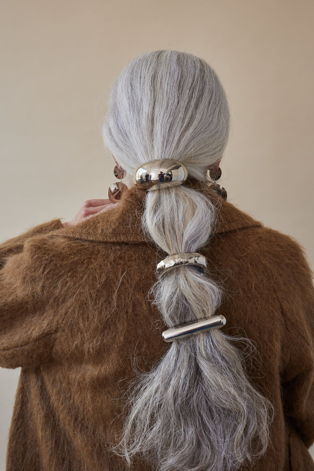 Hammered Arch Pony  GEMMACHIC