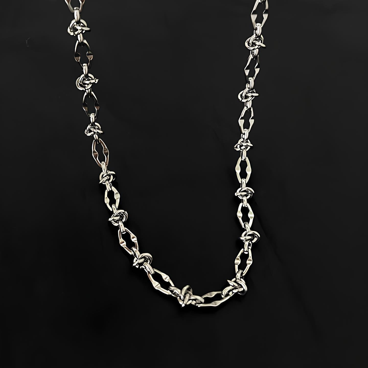 Barbed Knot Necklace  GEMMACHIC