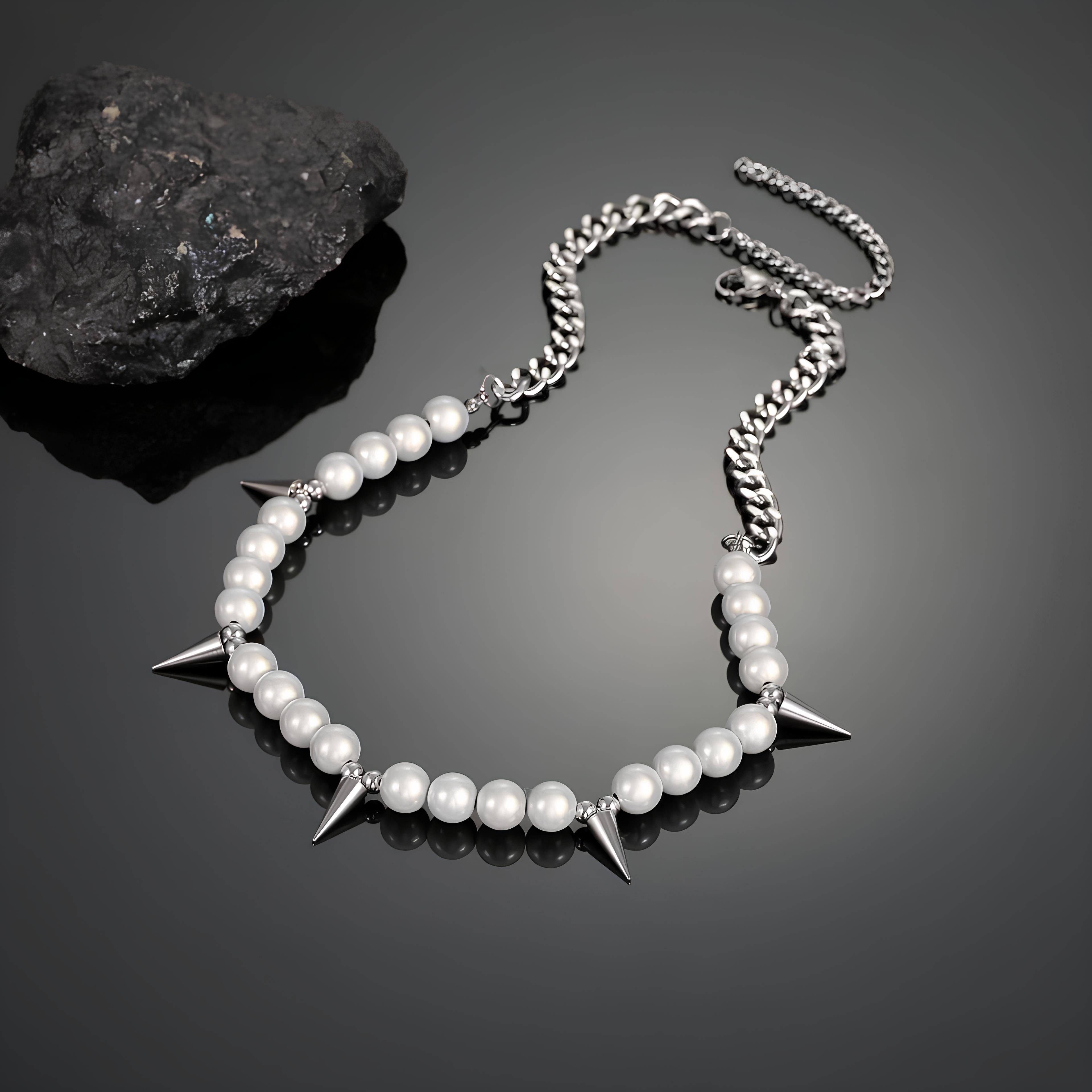 Pearl Hazard Necklace  GEMMACHIC