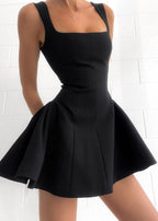 Vivienne Dress - Black  GEMMACHIC