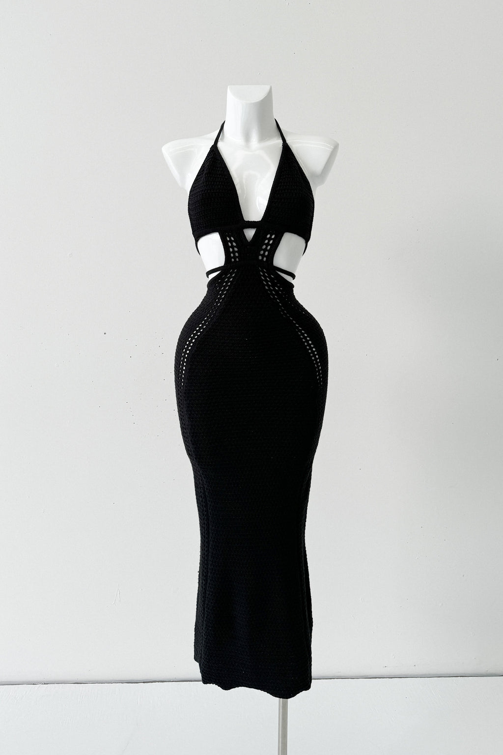 Antoni Midi Dress  GEMMACHIC