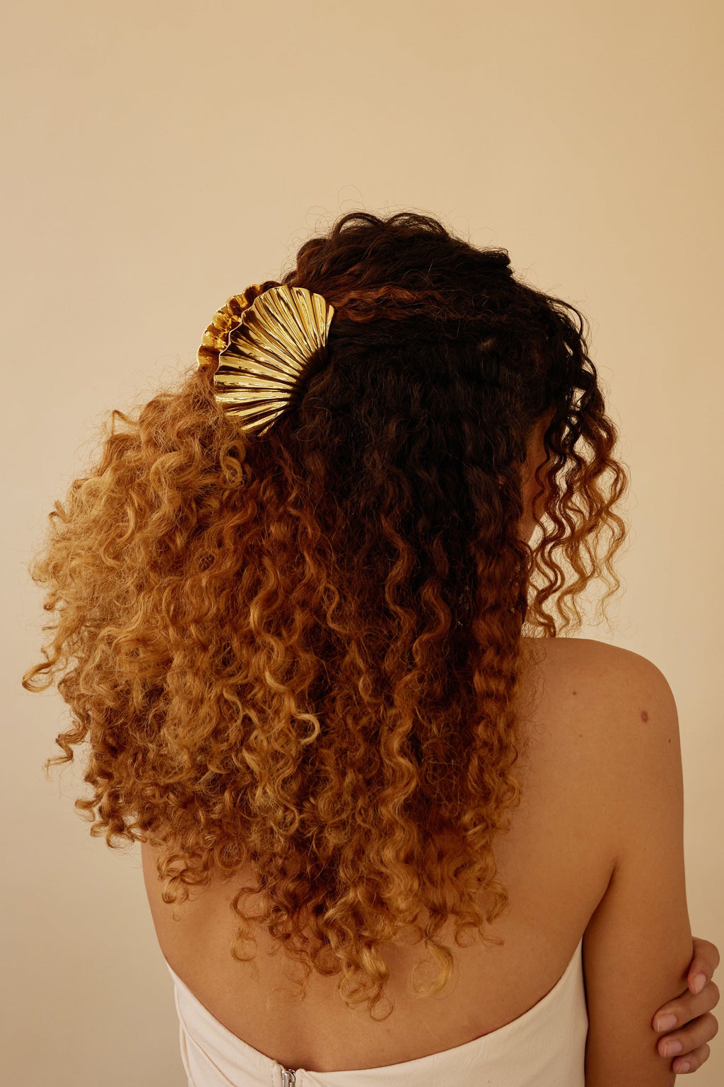 Glossy Shell Claw Clip  GEMMACHIC