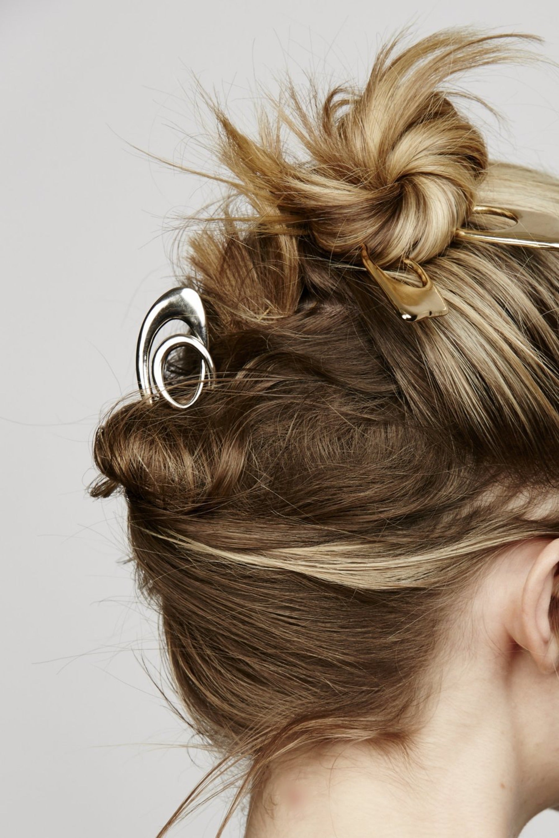 A x L Metallic O Pin-French Pin