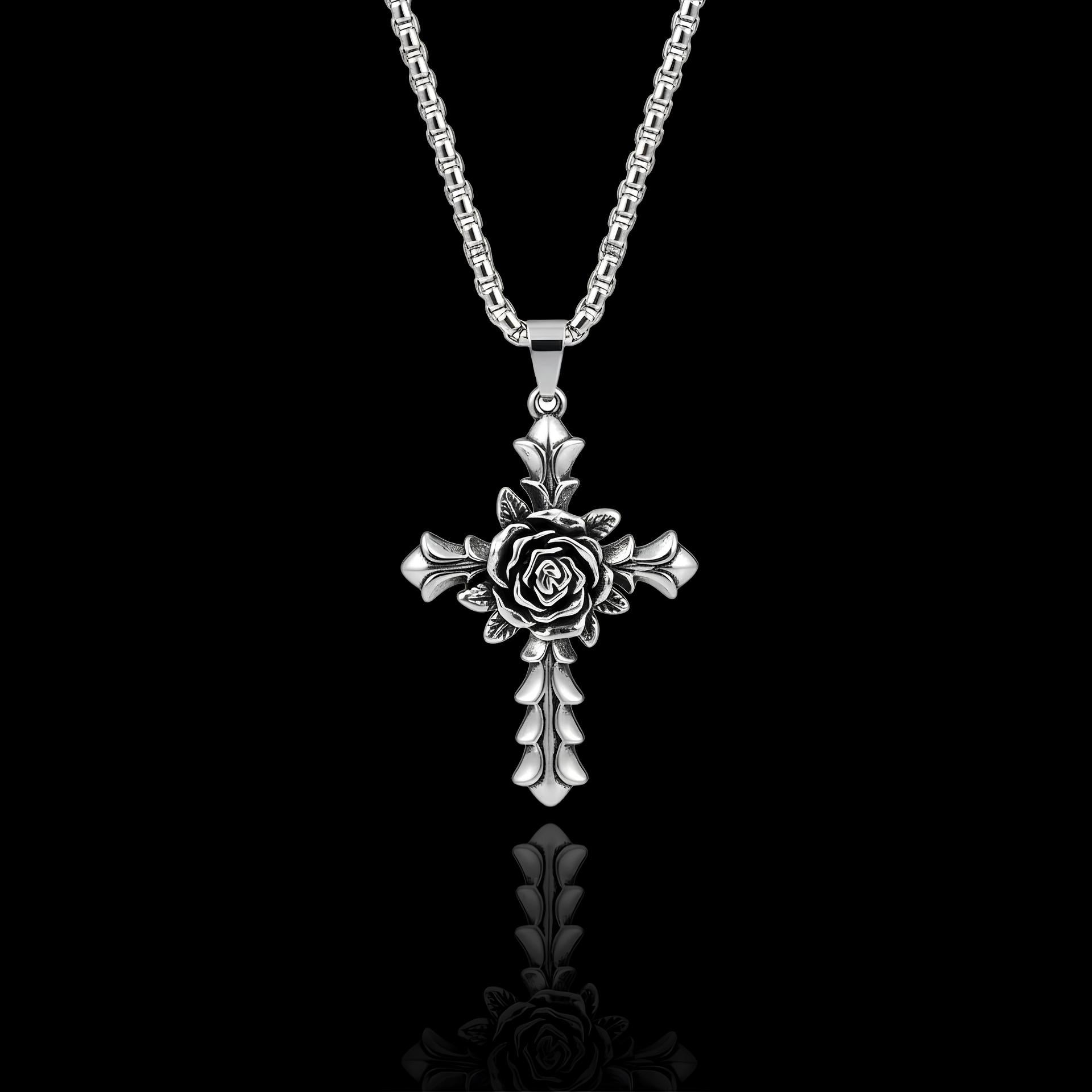 Thorned Necklace  GEMMACHIC