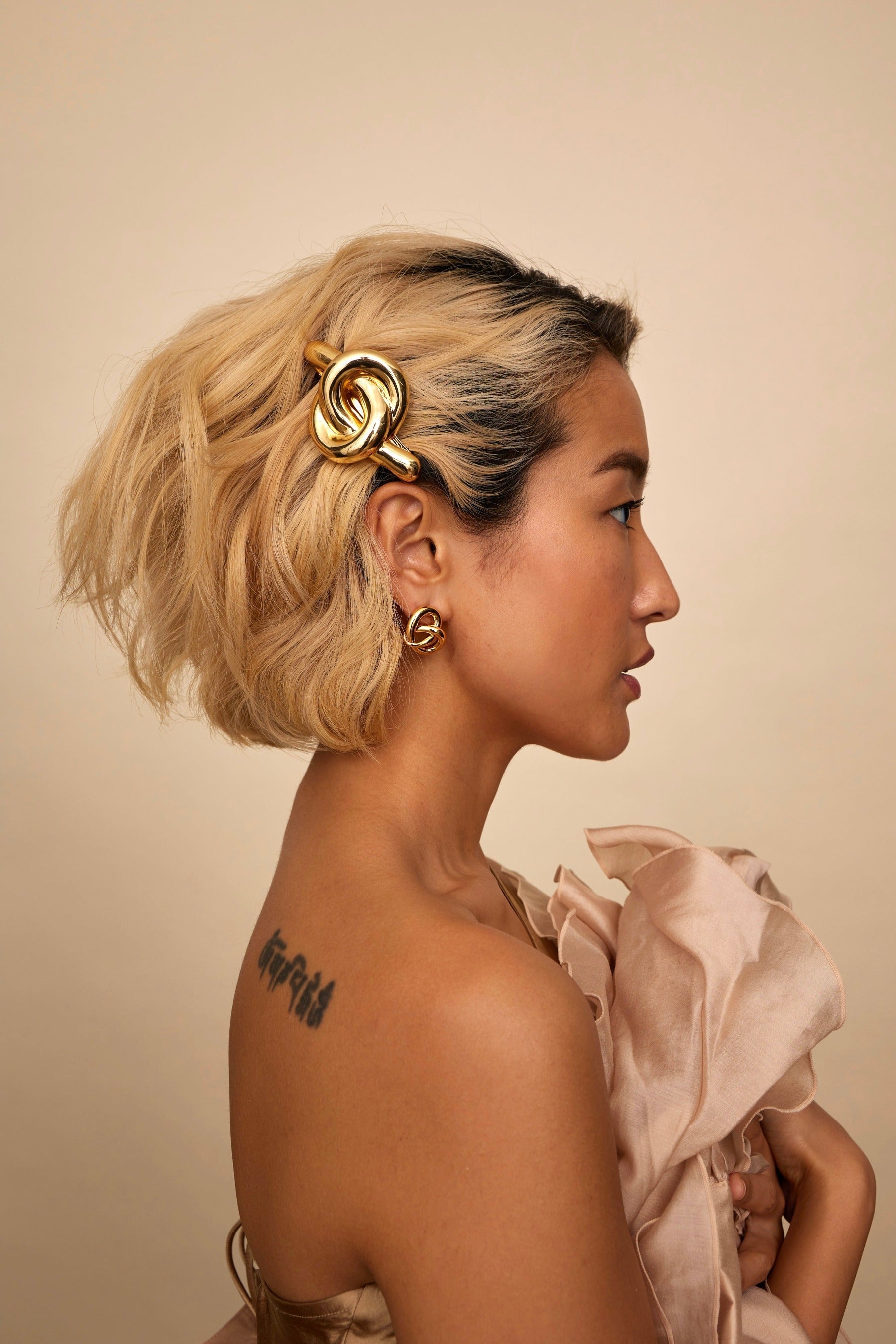 Glossy Knot Barrette  GEMMACHIC