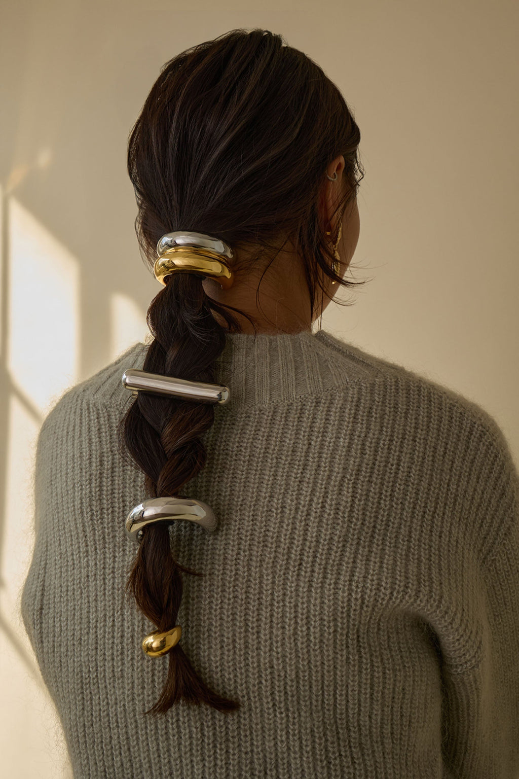 Glossy Arch Pony  GEMMACHIC