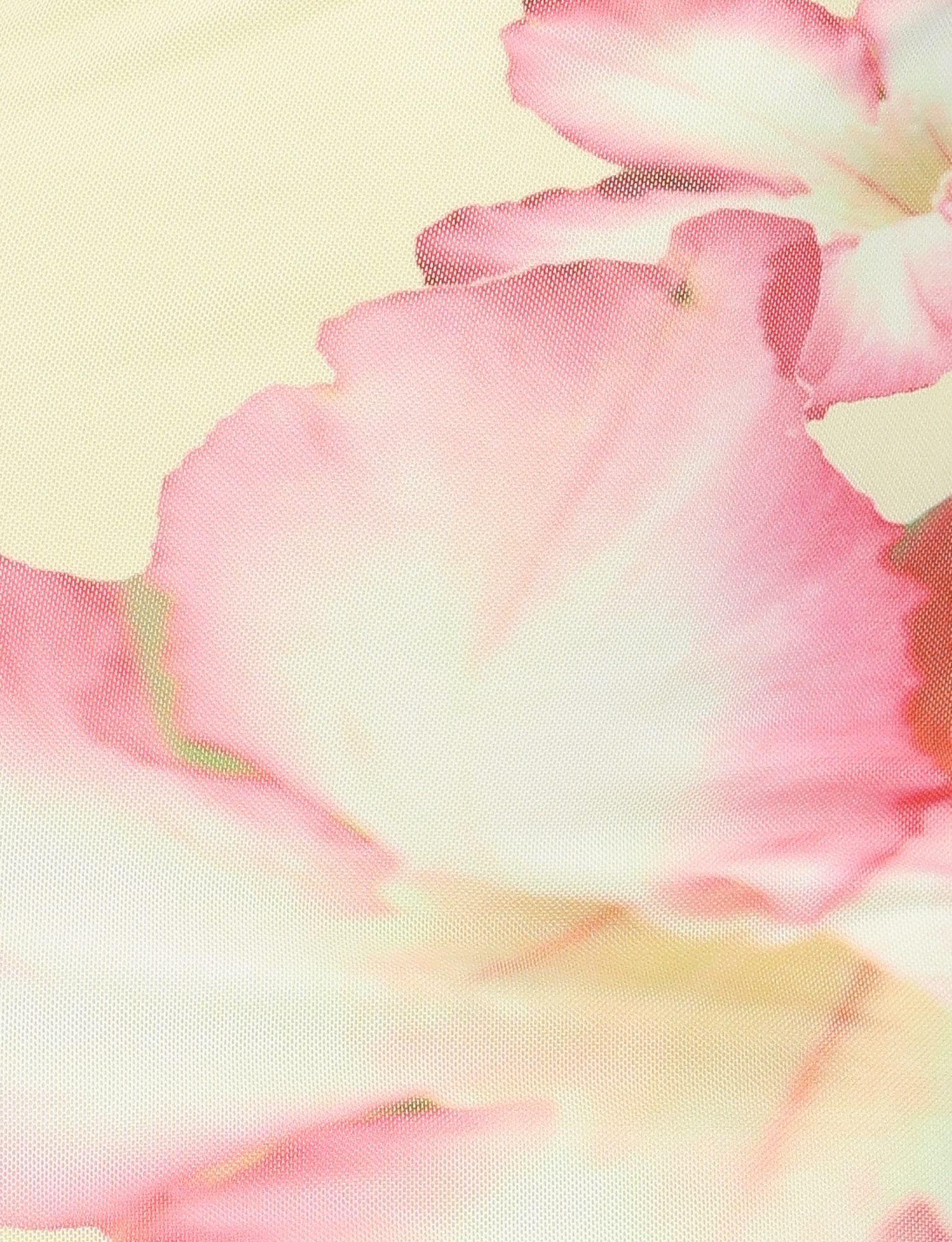 NYOMI MAXI DRESS - YELLOW : MACRO FLORAL : YELLOW HIBISCUS  GEMMACHIC