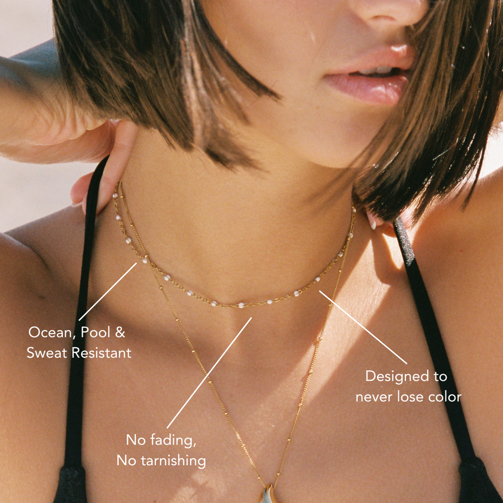 White Beaded Choker  GEMMACHIC