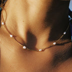 Dainty Gold Pearl Choker  GEMMACHIC