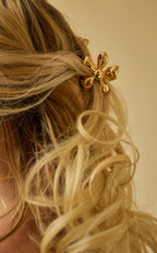 Glossy Daisy Mini Claw Clip  GEMMACHIC