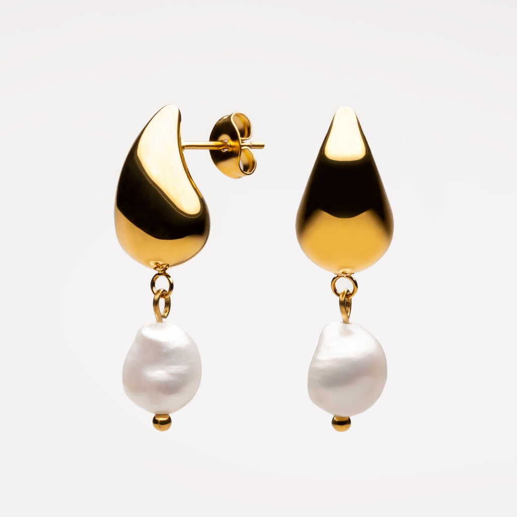 Teardrop Pearl Earrings  GEMMACHIC