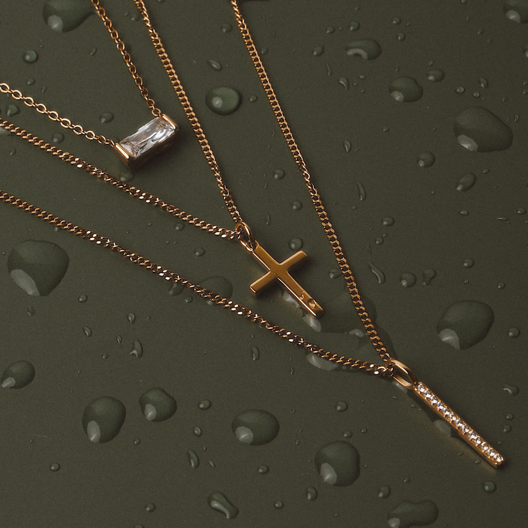 Cross Necklace  GEMMACHIC