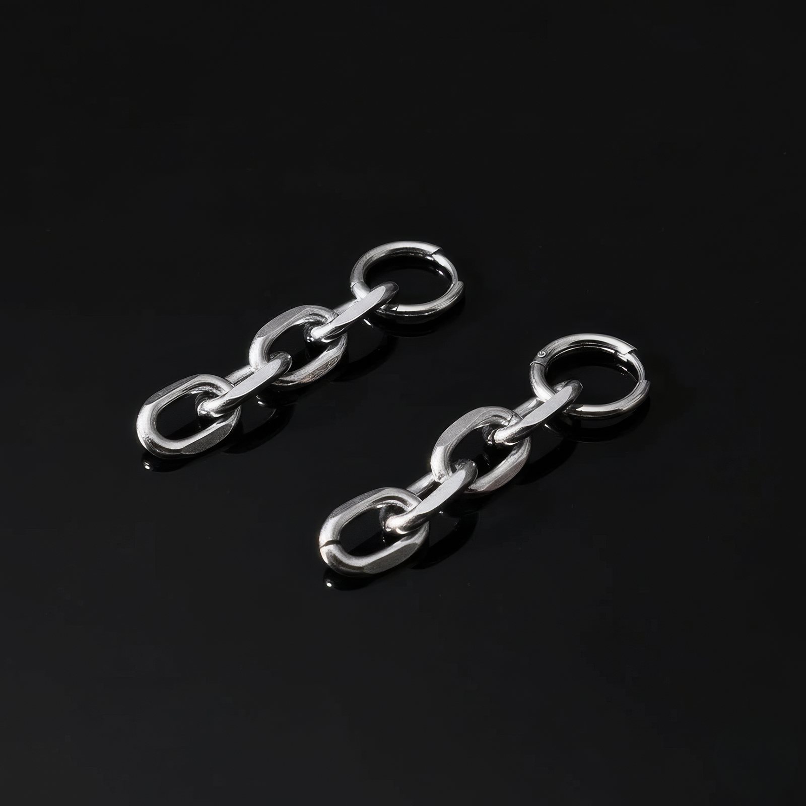 Chain Hoops  GEMMACHIC