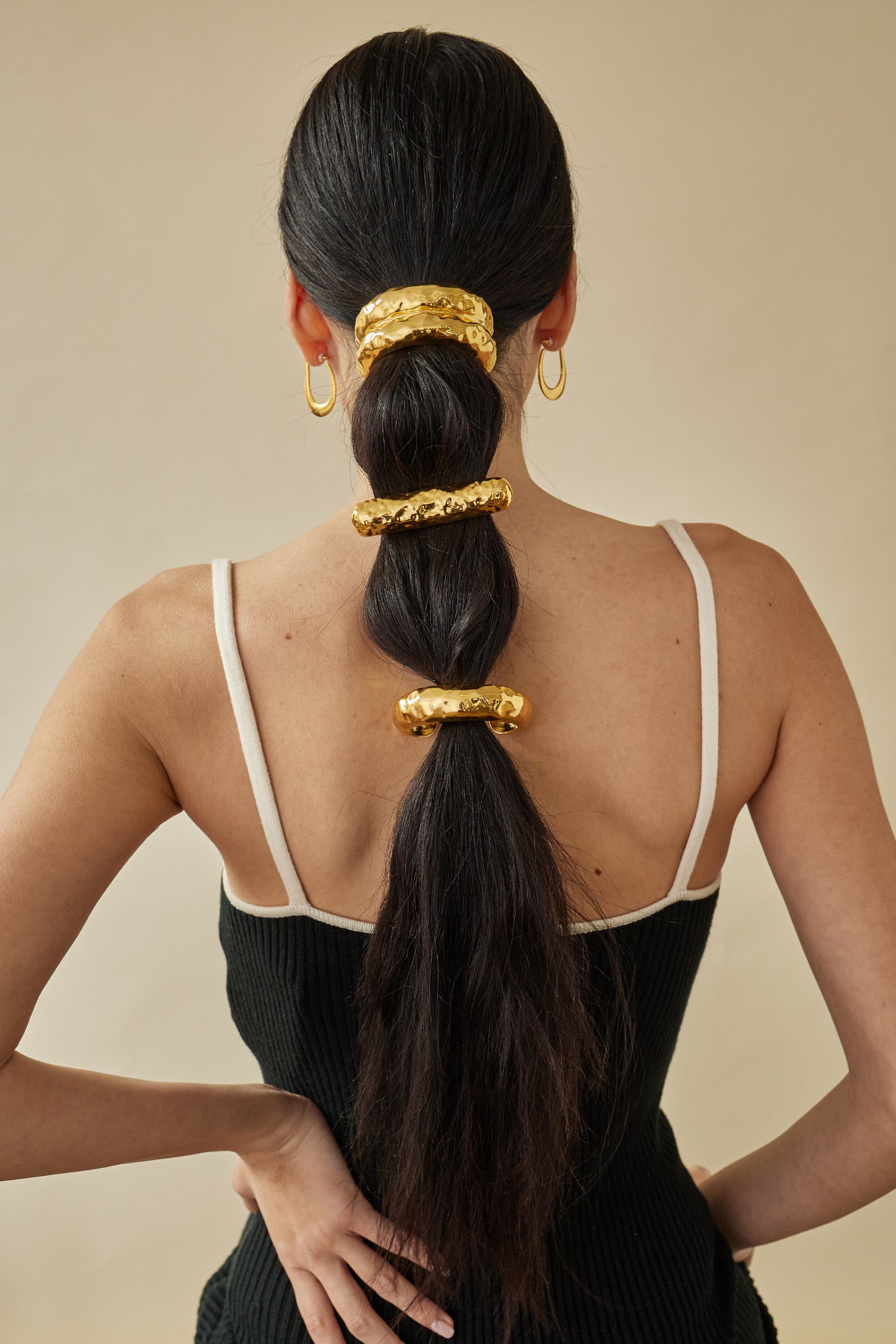 Hammered Arch Pony  GEMMACHIC