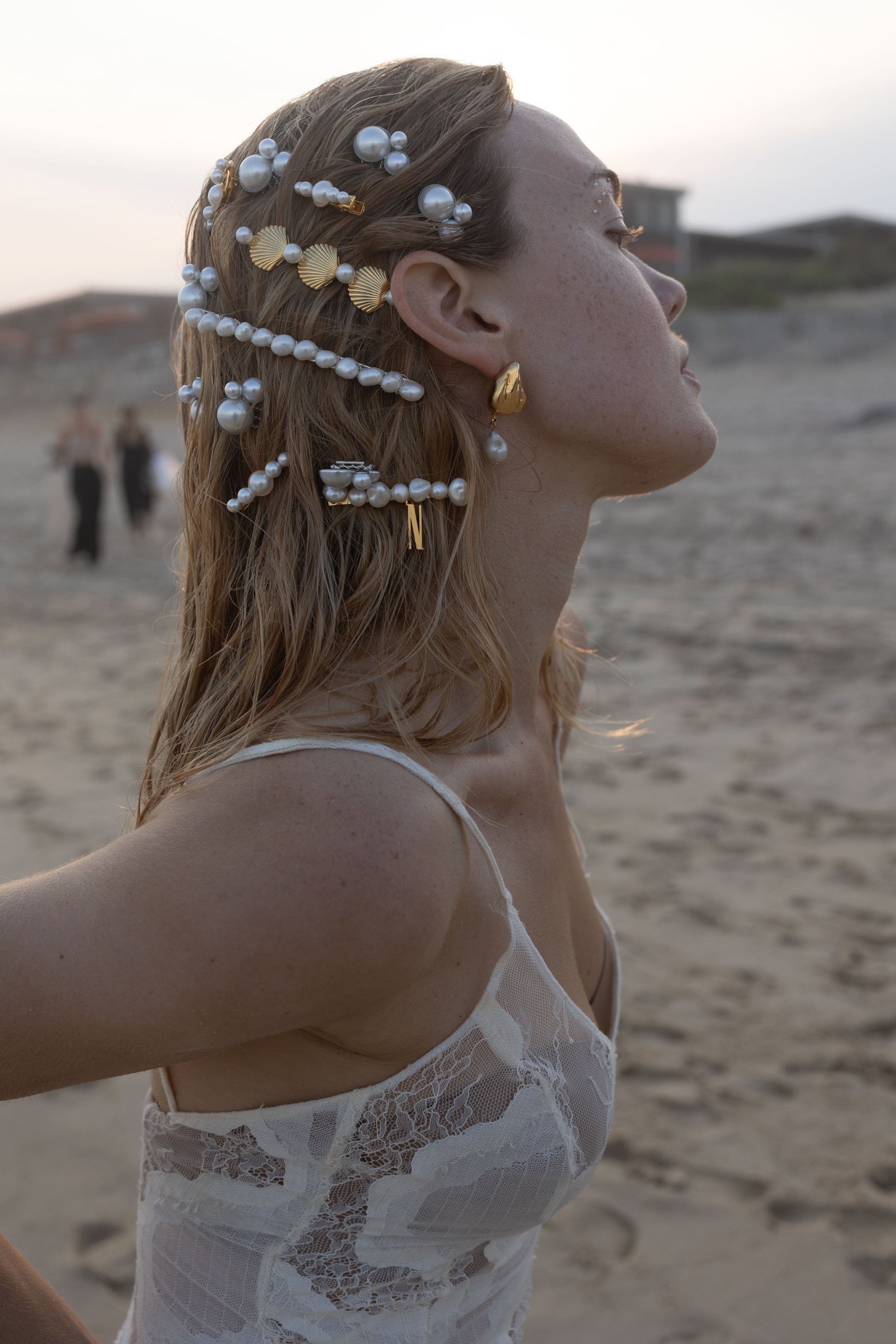 Sandy Pearl Barrette  GEMMACHIC