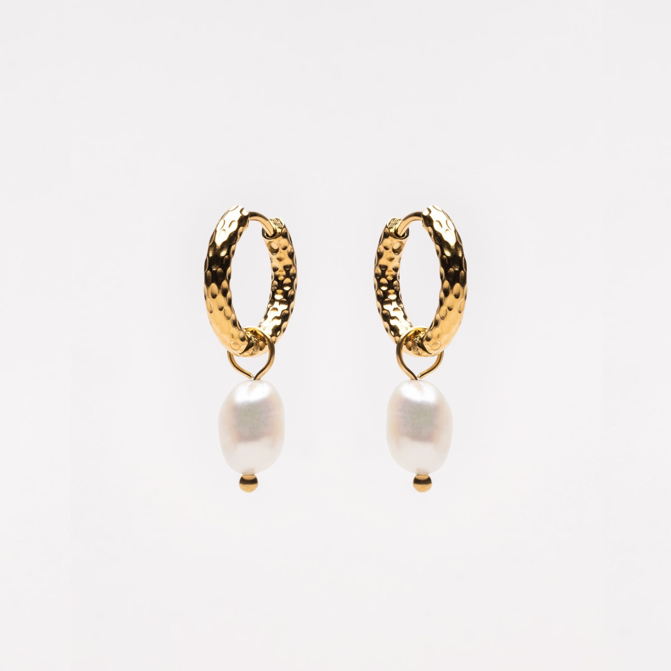 Hammered Pearl Hoop Earrings  GEMMACHIC
