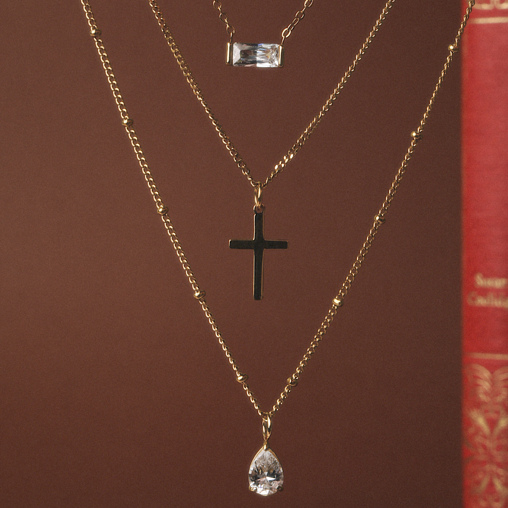 Cross Necklace  GEMMACHIC