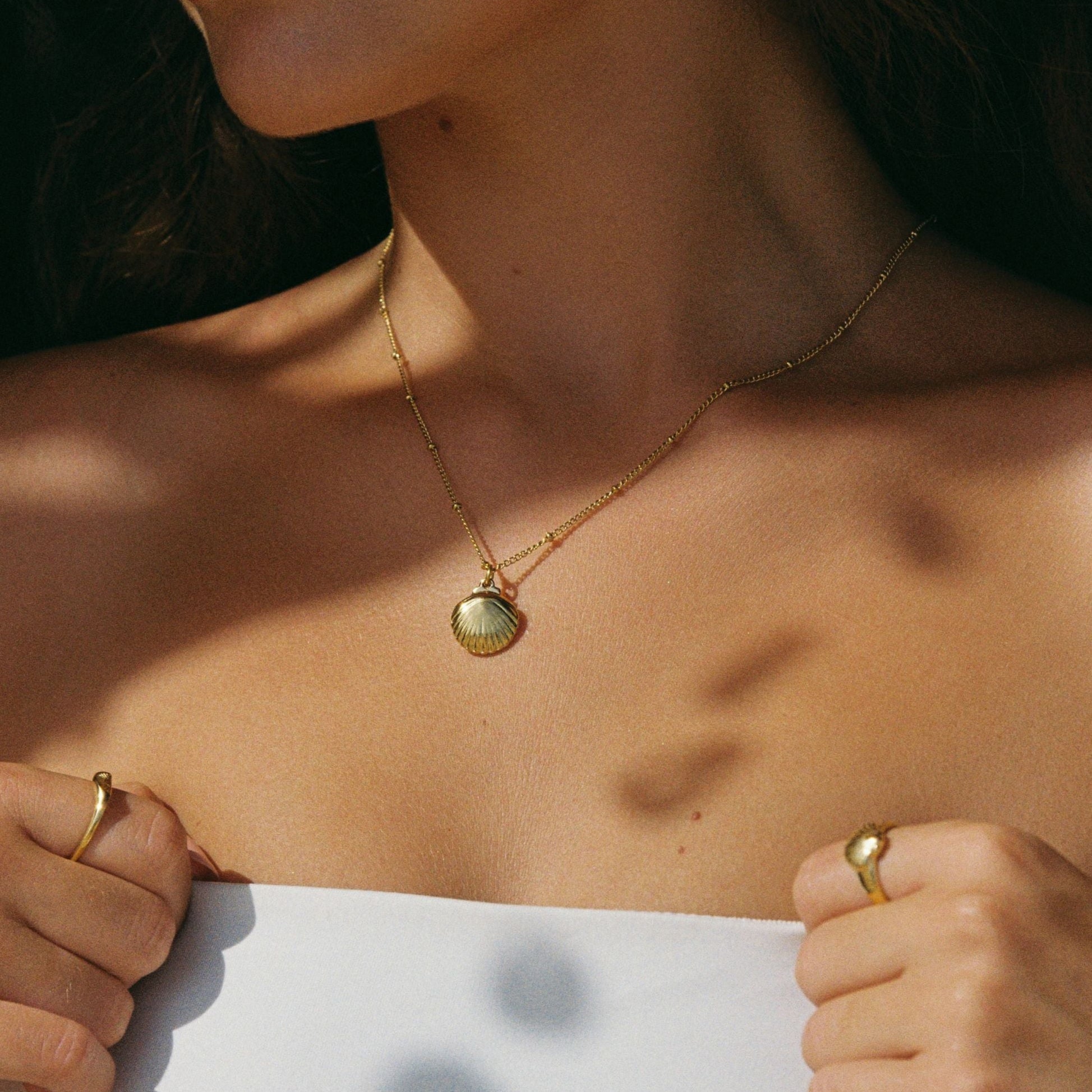 Seashell Necklace  GEMMACHIC